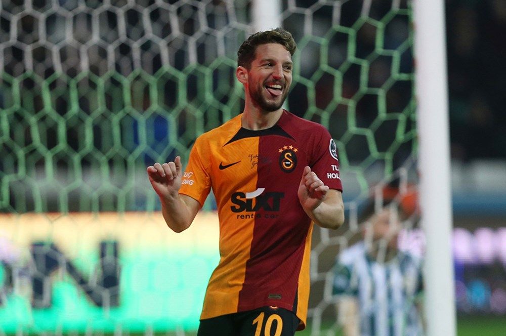 Okan Buruk ve Galatasaray tarihe geçti! 10