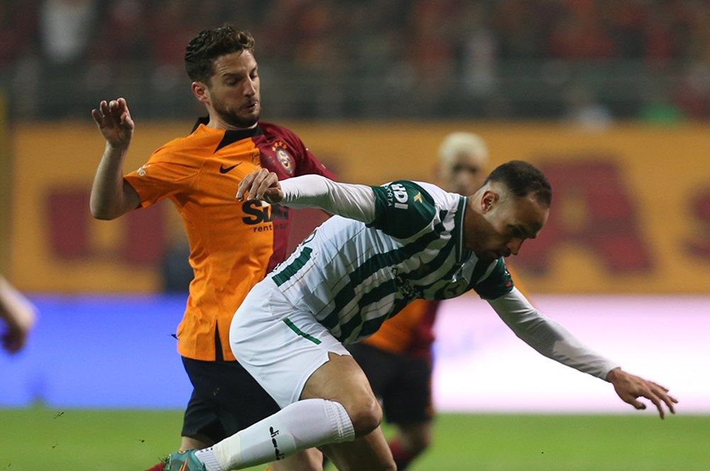 Okan Buruk ve Galatasaray tarihe geçti! 12