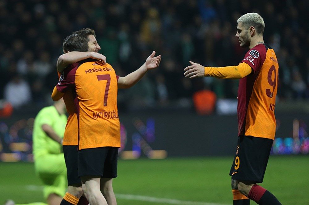 Okan Buruk ve Galatasaray tarihe geçti! 3