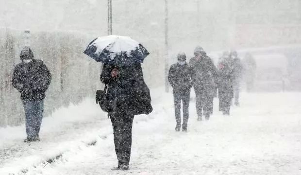 Meteoroloji beklenen haberi paylaştı! İstanbul dahil 33 kent karla kaplanacak 1
