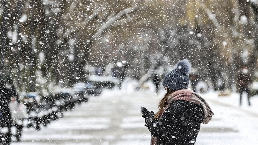 Meteoroloji 42 il için kar uyarısı yaptı! Birçok il beyaza büründü! 'Çerezlik' dedi, asıl karın tarihini verdi! 4