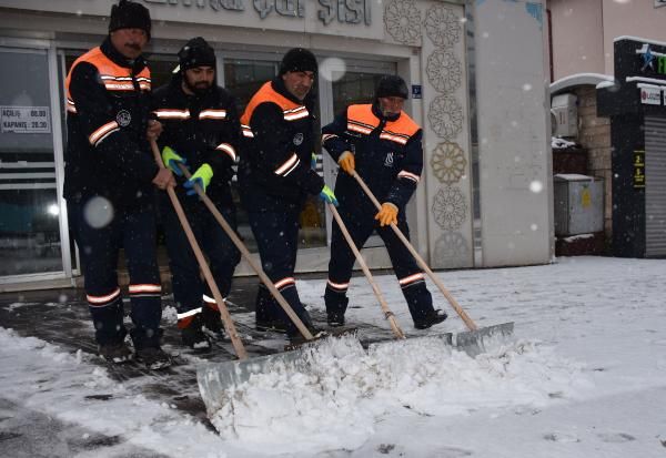Meteoroloji 42 il için kar uyarısı yaptı! Birçok il beyaza büründü! 'Çerezlik' dedi, asıl karın tarihini verdi! 11