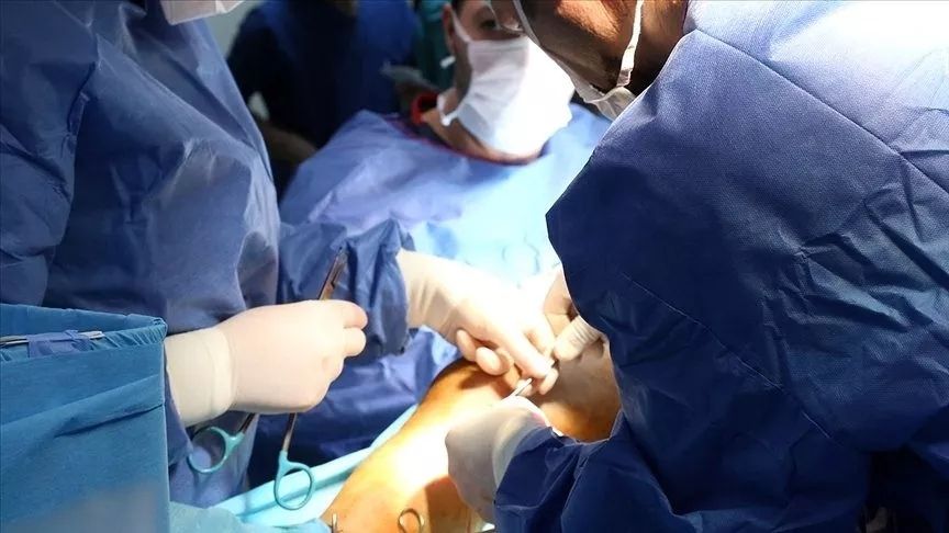 Ünlü doktordan 'alkollü ameliyat' skandalı! Yağ aldırmak isterken ölümden döndü... 5