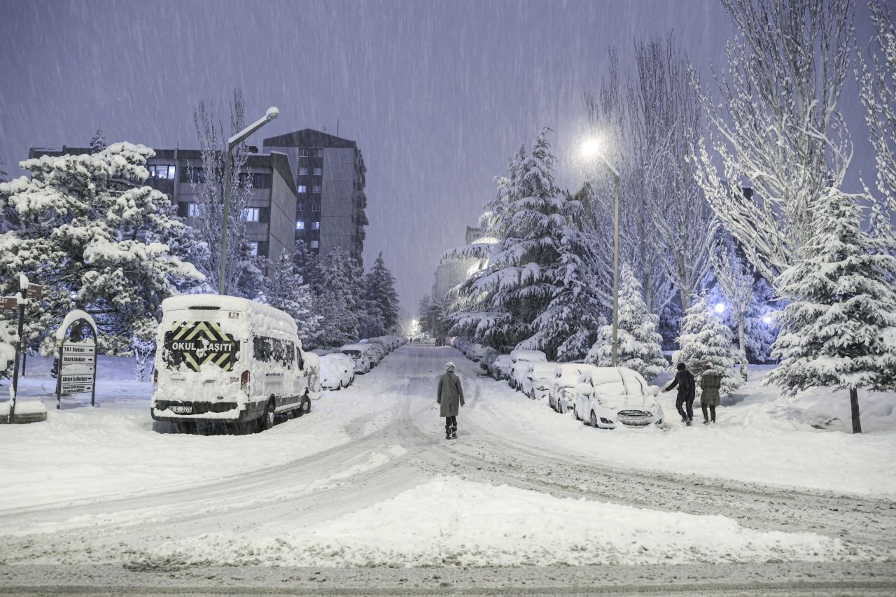 Ankara’da kar etkisini artırdı! Yeni uyarı yapıldı 26