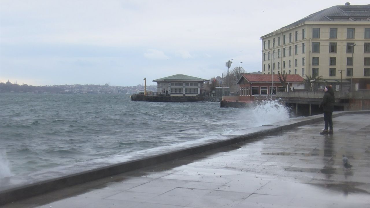 İstanbul'da bazı vapur seferleri iptal edildi 1
