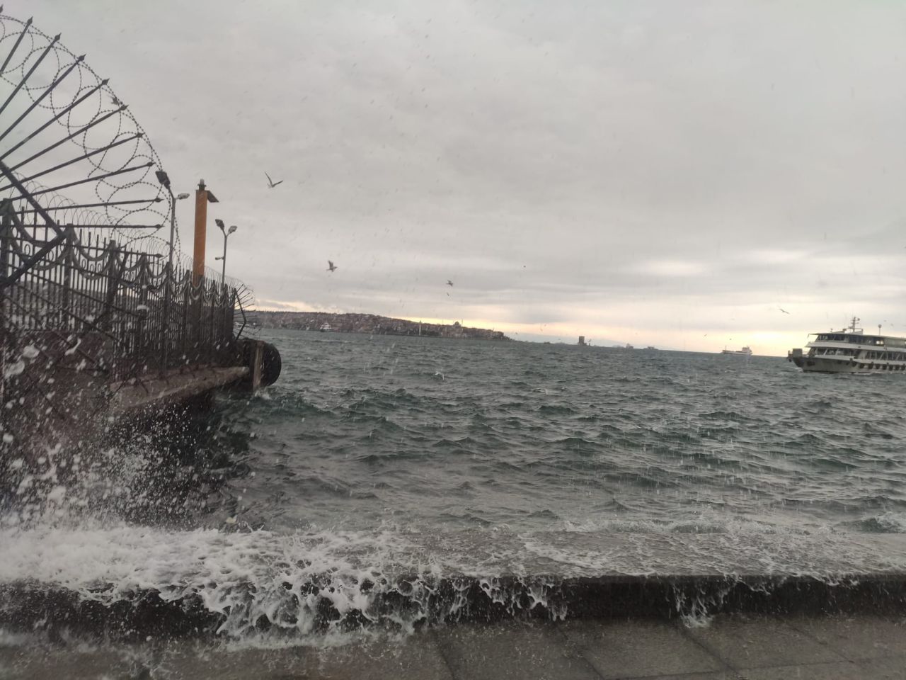 İstanbul'da bazı vapur seferleri iptal edildi 4