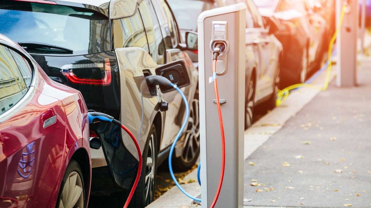 Türkiye'de elektrikli araç şarj istasyonları artıyor 1