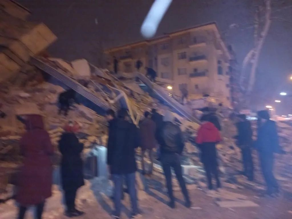 Depremin vurduğu 10 il soğuk hava ve karla da mücadele ediyor! İşte Kahramanmaraş, Şanlıurfa, Gaziantep, Hatay, Diyarbakır'da hava durumu 2