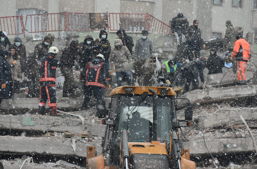 Haluk Levent deprem sonrası vatandaşları uyardı: ''Yapmayın! Etmeyin!'' 1