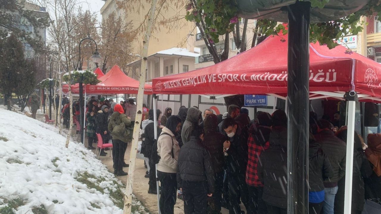 Türk milleti tek yürek oldu! Kahramanmaraş depremi sonrası yurt genelinde seferberlik 10