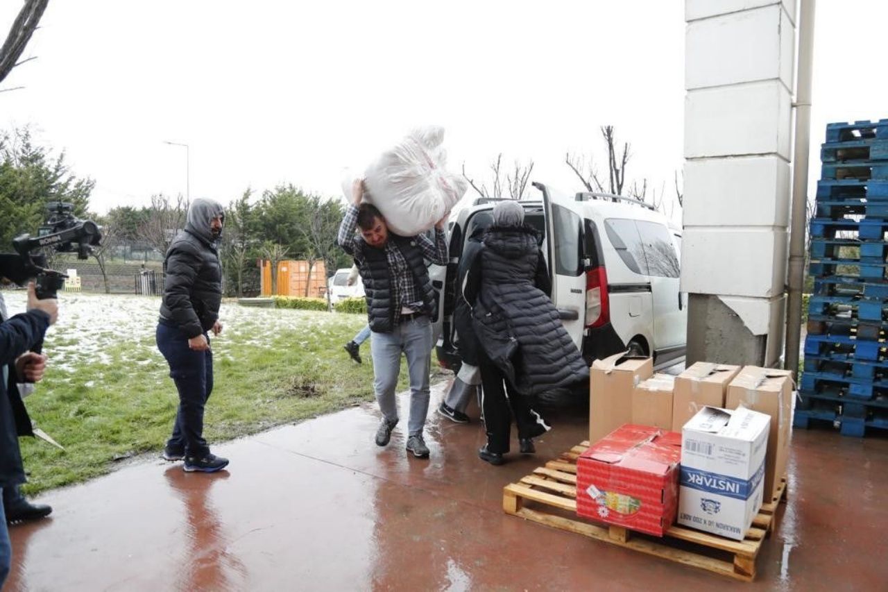 Türk milleti tek yürek oldu! Kahramanmaraş depremi sonrası yurt genelinde seferberlik 6