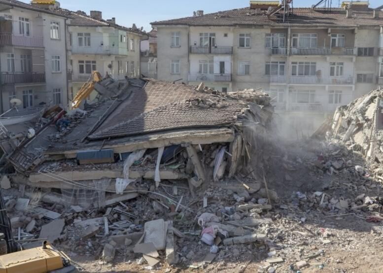 İşte Türkiye'yi sarsan en yıkıcı depremler... 9