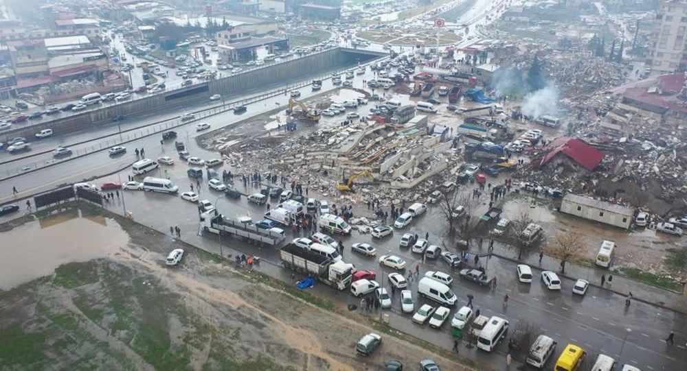 Futbol dünyasından depremzedeler için bağış! 1
