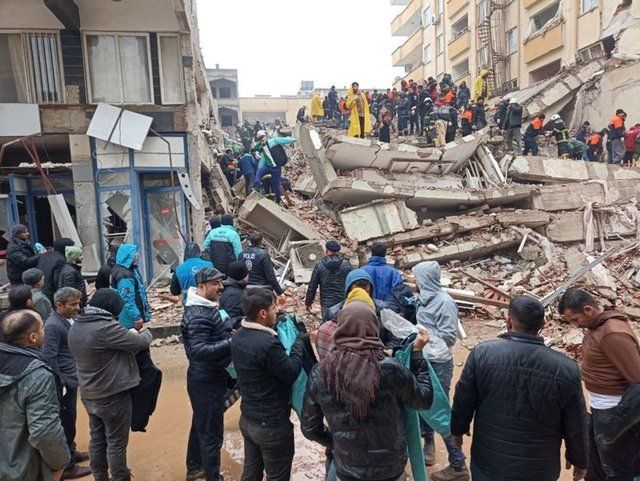 AFAD açıkladı: Deprem bölgelerinde 13 bin 740 arama kurtarma personeli görevlendirildi 3