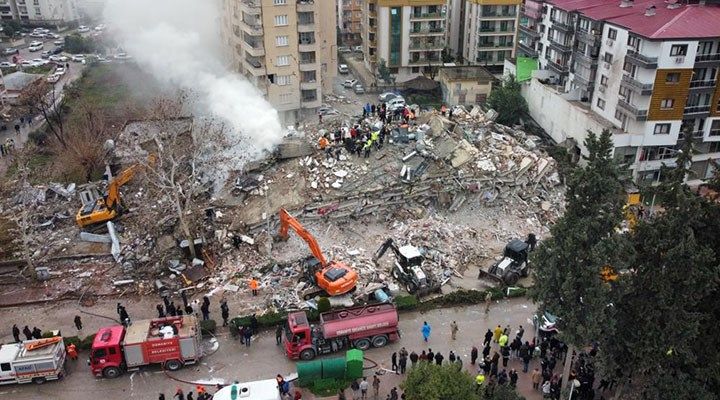 AFAD açıkladı: Deprem bölgelerinde 13 bin 740 arama kurtarma personeli görevlendirildi 2