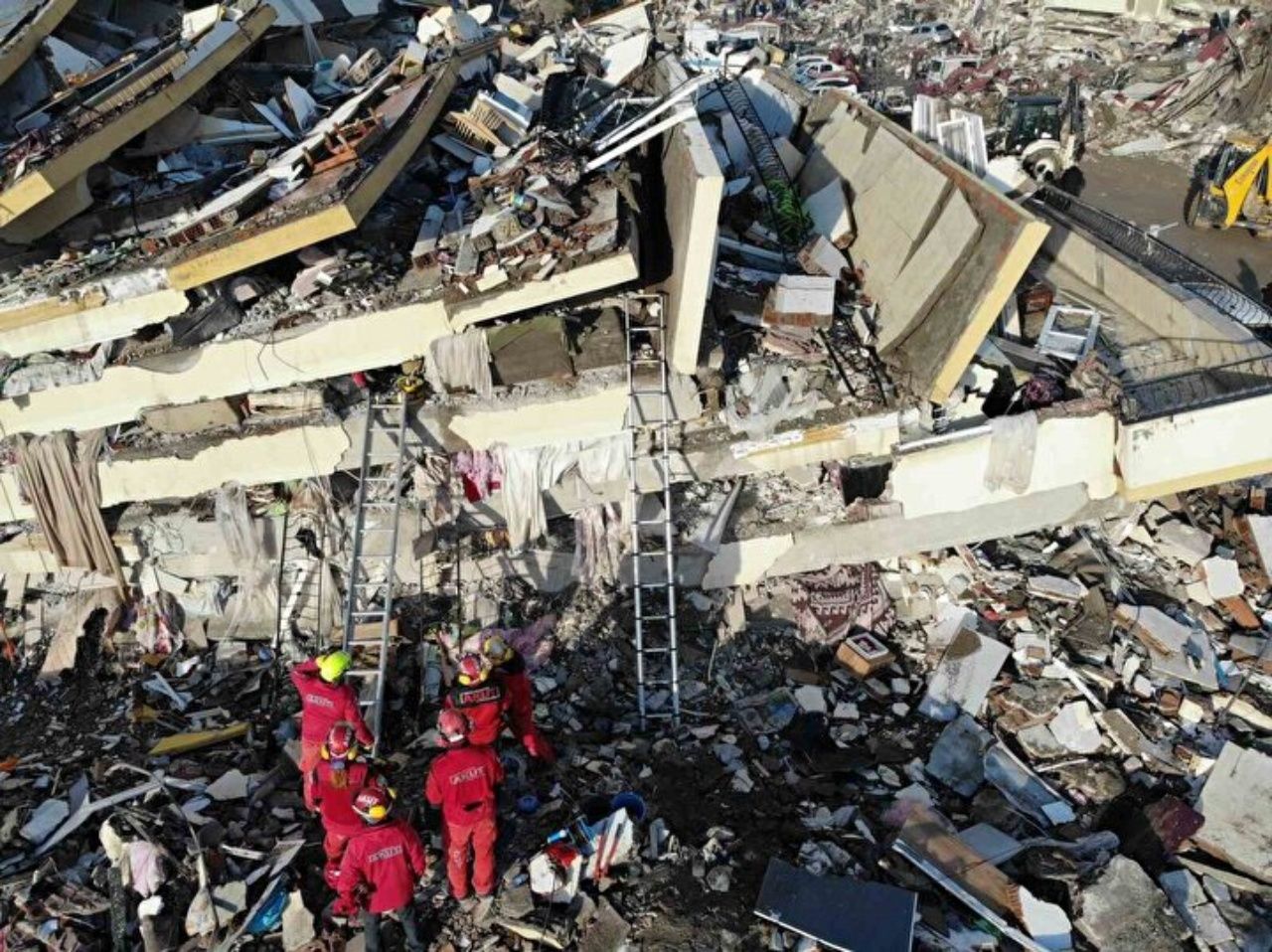 Deprem alanları havadan görüntülendi! Büyük yıkım gözler önüne serildi 10