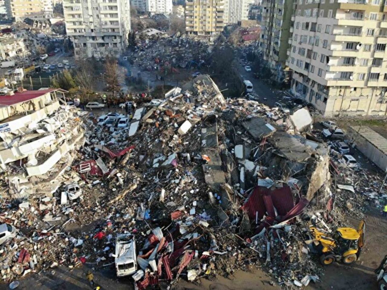 Deprem alanları havadan görüntülendi! Büyük yıkım gözler önüne serildi 11