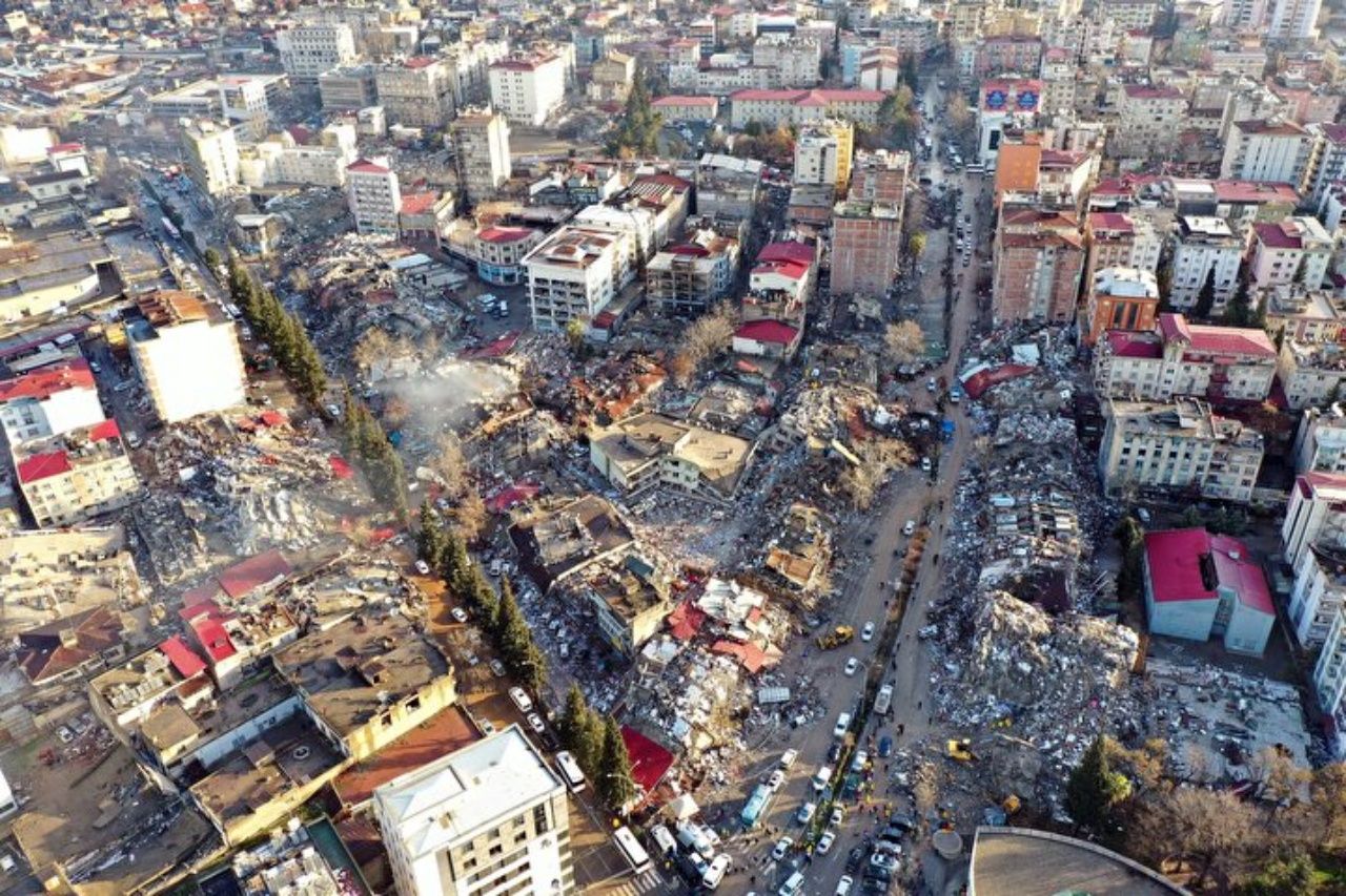 Deprem alanları havadan görüntülendi! Büyük yıkım gözler önüne serildi 7