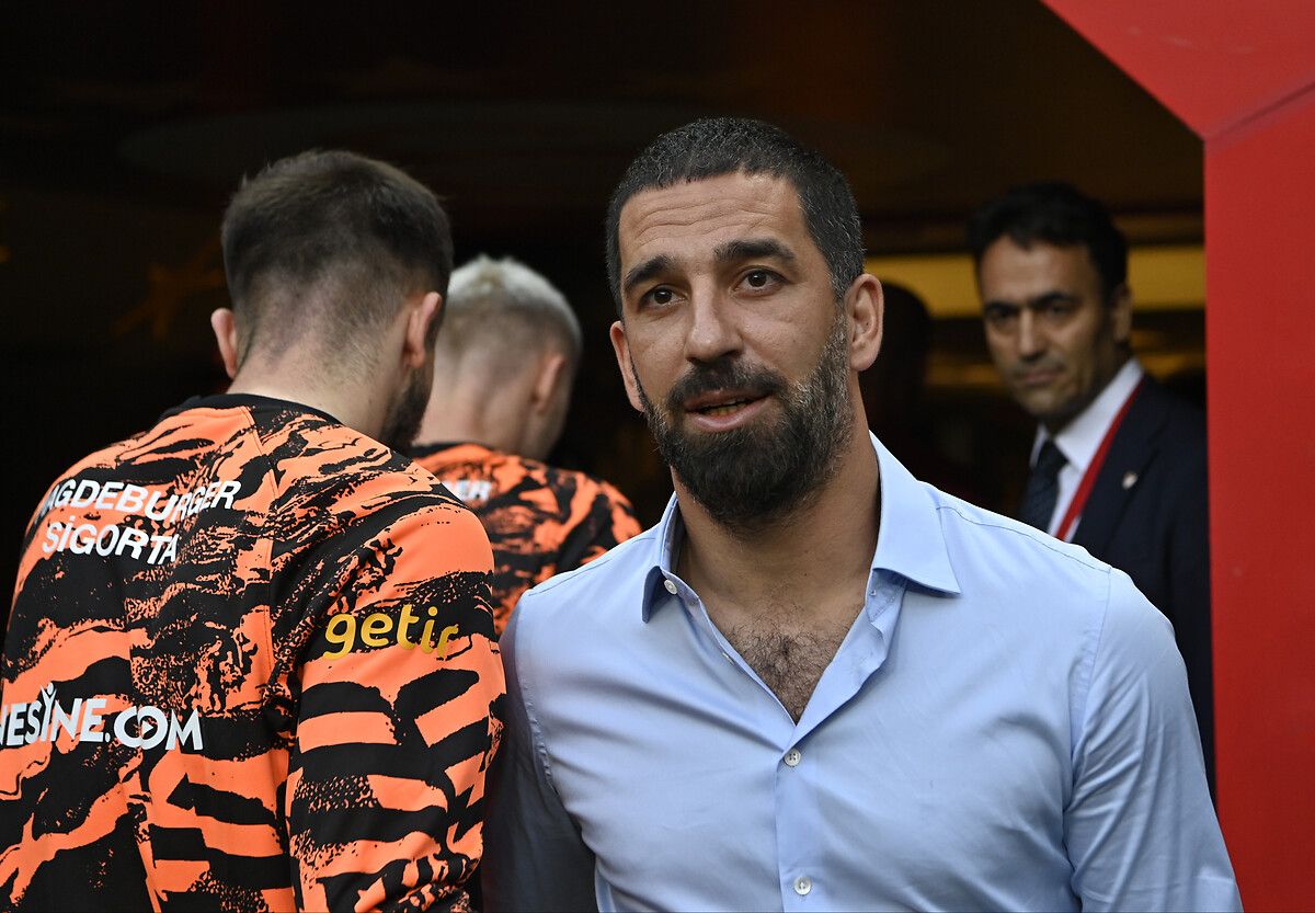 Haluk Levent deprem bölgeleri için AHBAP'a yardım gönderen ünlü isimleri açıkladı 14
