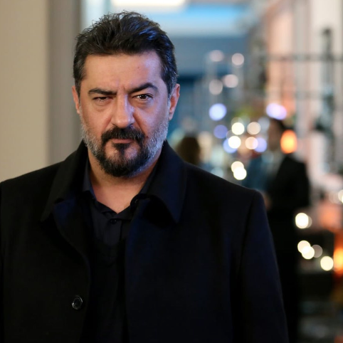 Haluk Levent deprem bölgeleri için AHBAP'a yardım gönderen ünlü isimleri açıkladı 58
