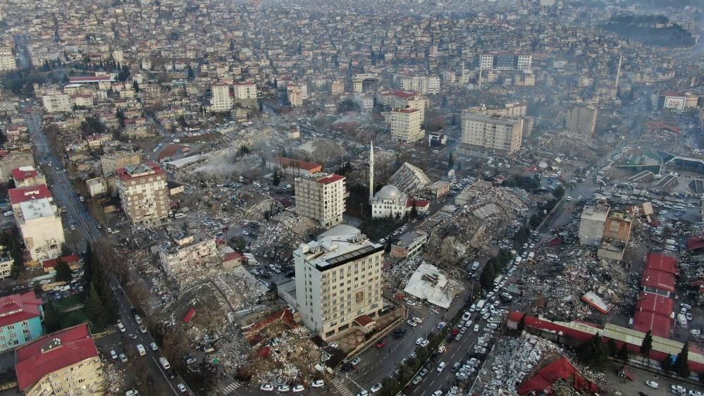 Kızı enkaz altında kalan acılı anne: Kızıma ev değil mezar almışım! 5