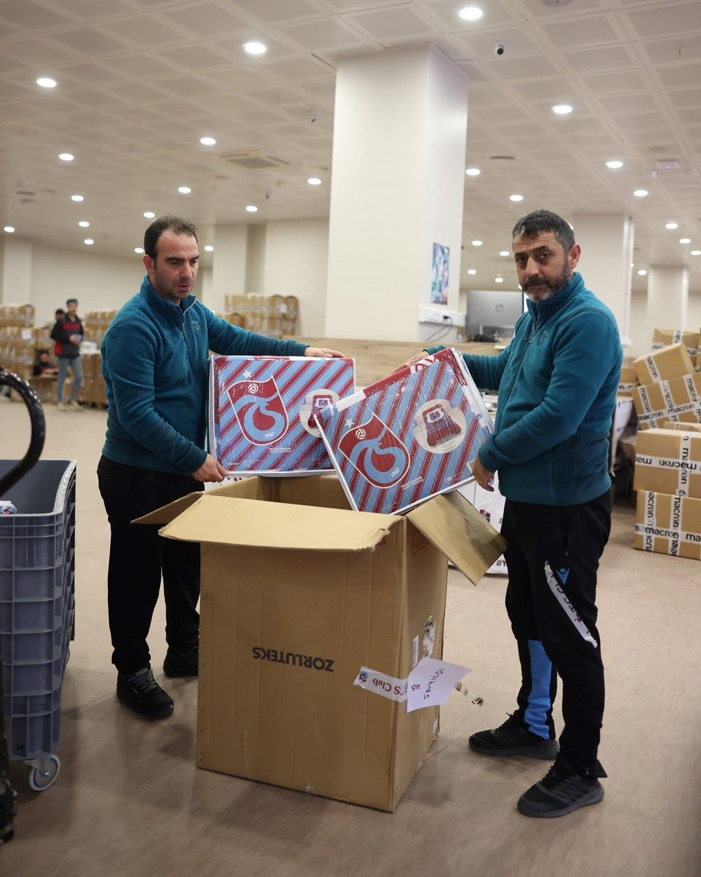 4 büyüklerden seferberlik! Yardım yola çıktı... 9