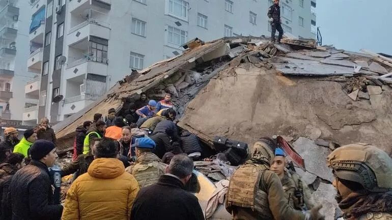 Dünyaca ünlü uzmanlar deprem için 'En ölümcül deprem' dedi ve altını çizdi: Aylarca devam edecek! 1