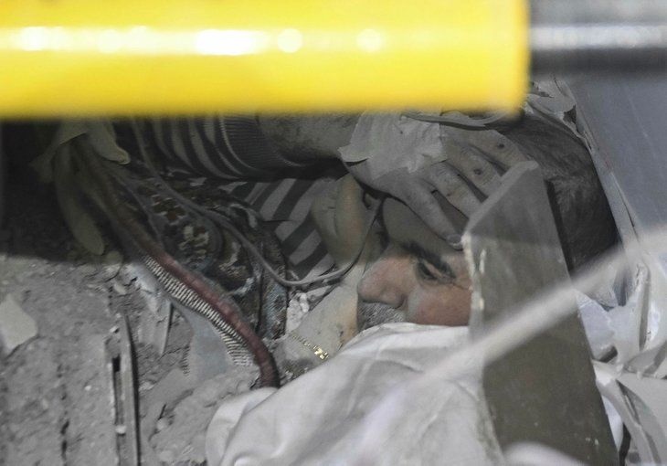 Acının tarifi yok... Deprem sonrası ülkeyi yasa boğan görüntüler... 33