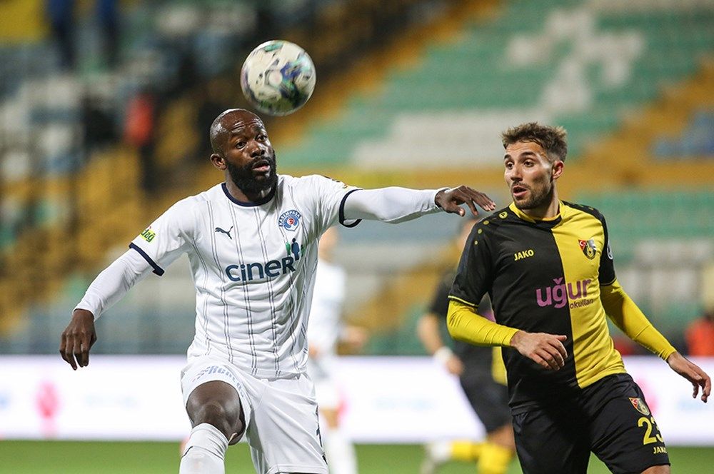 Depremi yaşayan futbolcular o anları anlattı: Kıyamet kopmuş gibiydi... 8