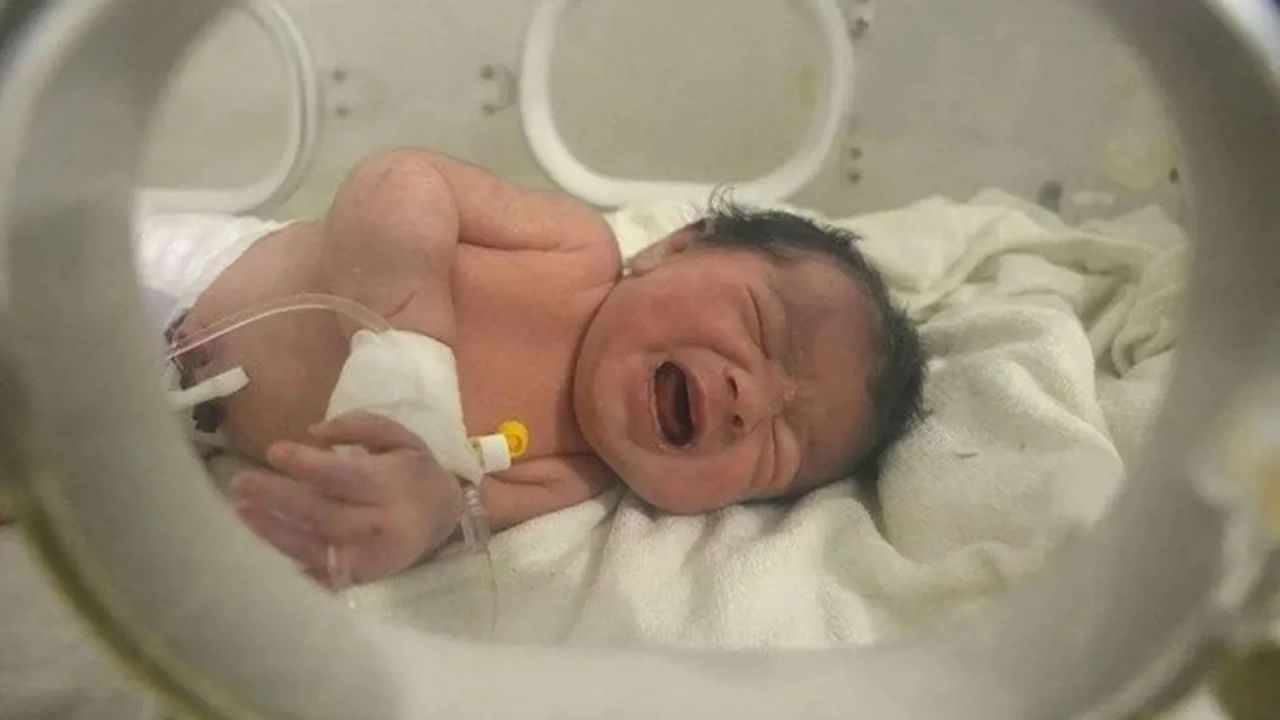 Enkaz altında doğmuştu! Suriyeli mucize bebek Aya'nın kime verileceği belli oldu 2