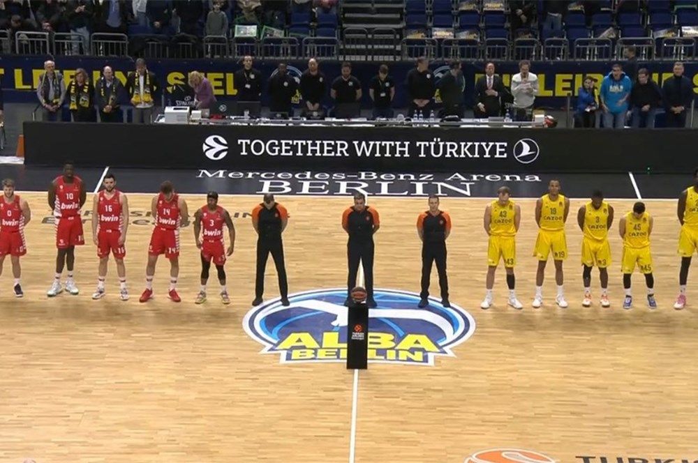 Spor dünyası Türkiye için saygı duruşunda bulundular! 5