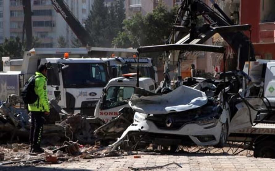 Deprem anını anlattı! ''İlk önce bir çığlık geldi...'' 5