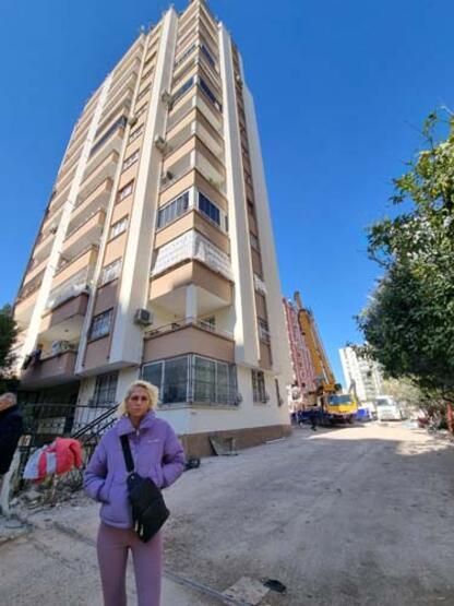 Deprem anını anlattı! ''İlk önce bir çığlık geldi...'' 7