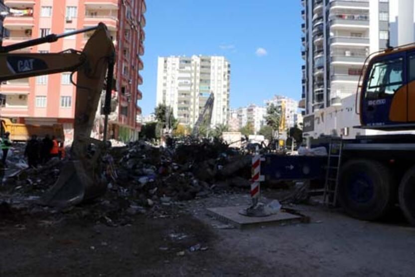 Deprem anını anlattı! ''İlk önce bir çığlık geldi...'' 9