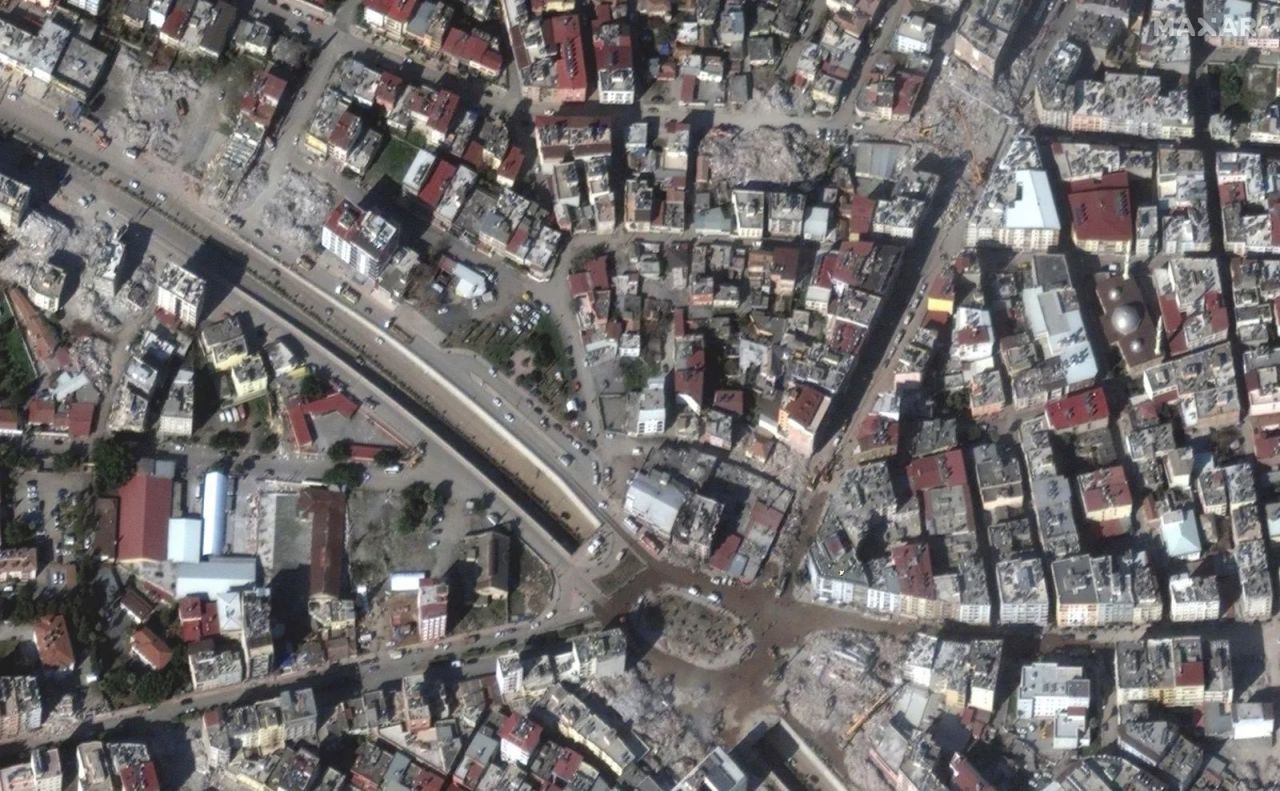 Deprem uydudan görüntülendi, asrın felaketi gözler önüne serildi 5