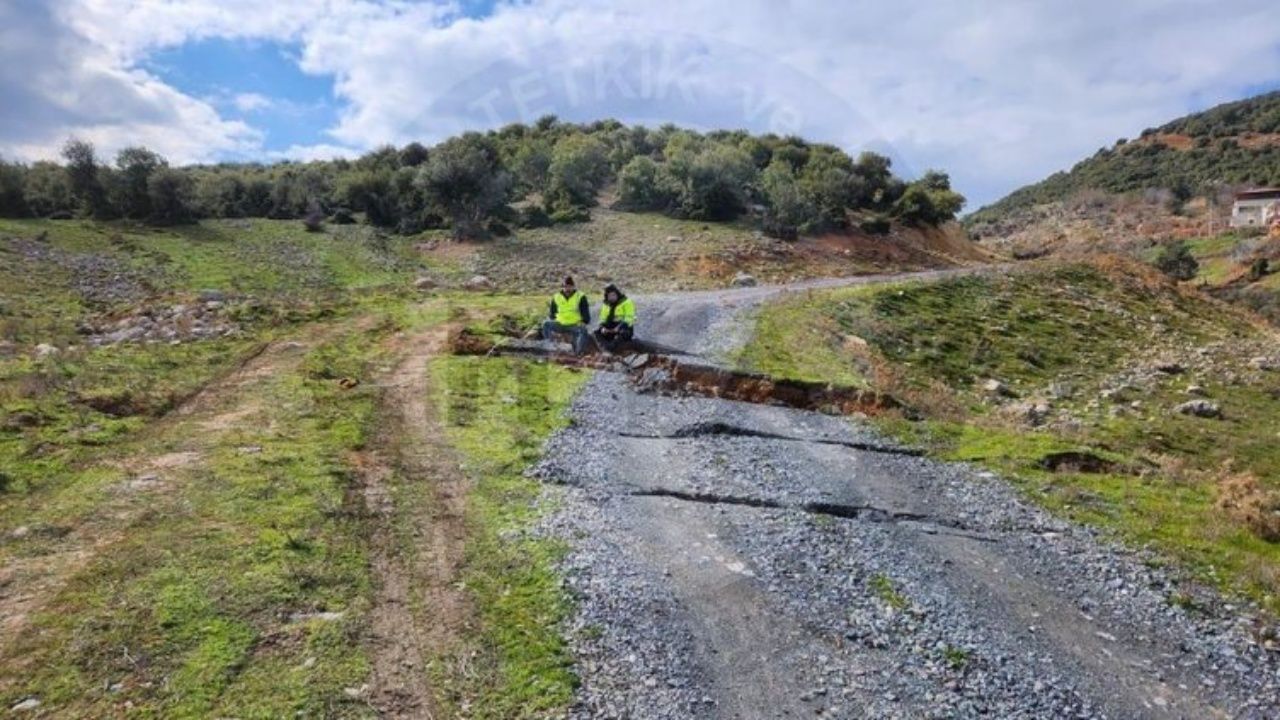 Tarlalar, yollar yer değiştirdi! MTA depremin şiddetini ortaya koyan raporunu açıkladı 5