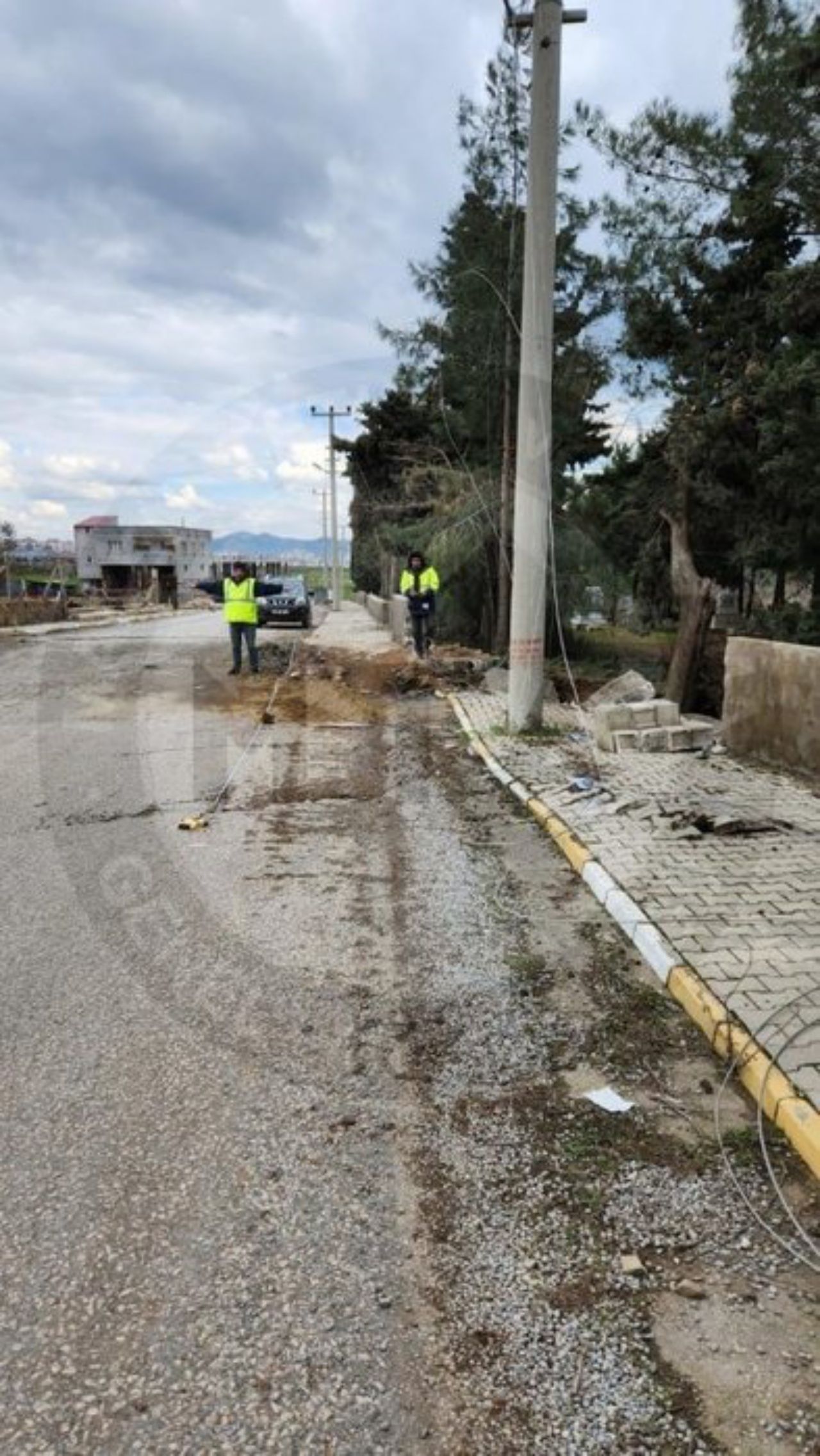 Tarlalar, yollar yer değiştirdi! MTA depremin şiddetini ortaya koyan raporunu açıkladı 8