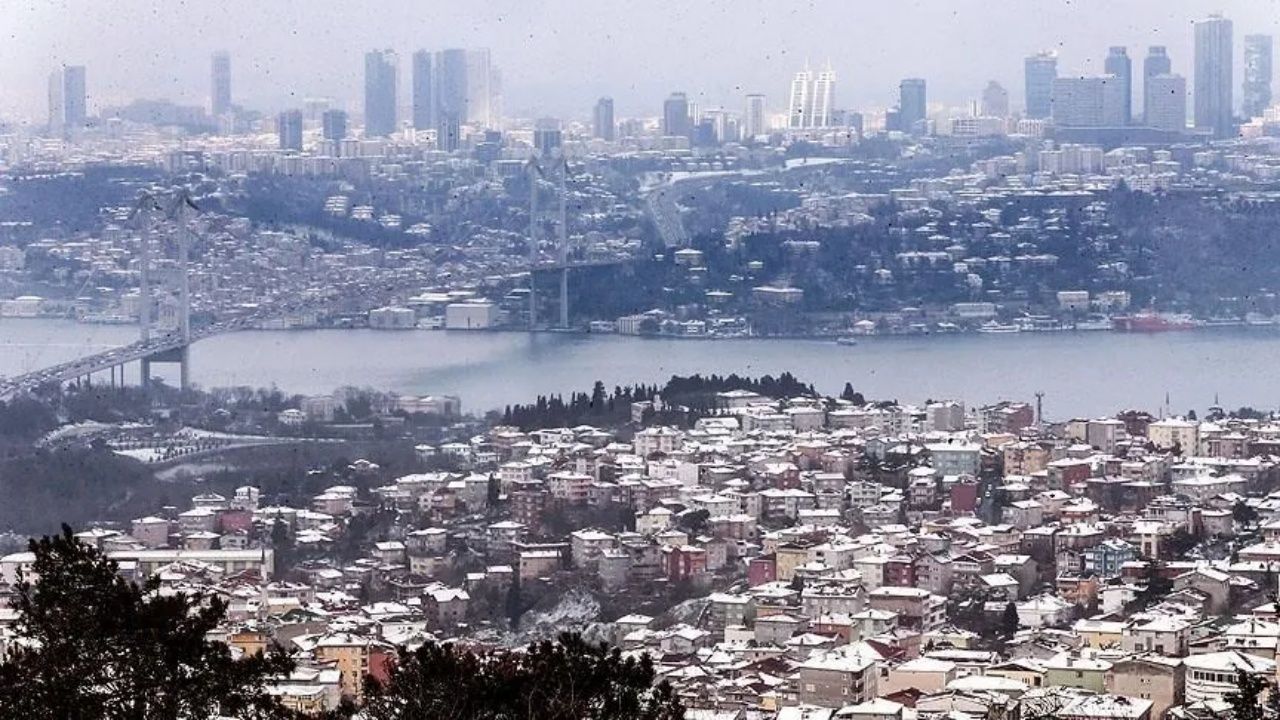 İstanbul'un en yaşlı binalarının olduğu ilçeler açıklandı! İlk 2'de o ilçeler var 11