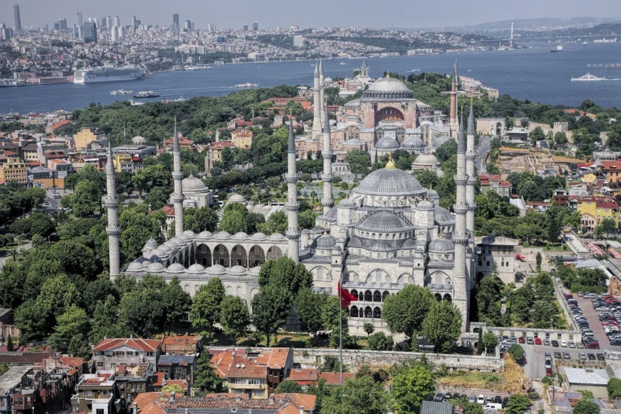 İstanbul'un en yaşlı binalarının olduğu ilçeler açıklandı! İlk 2'de o ilçeler var 2