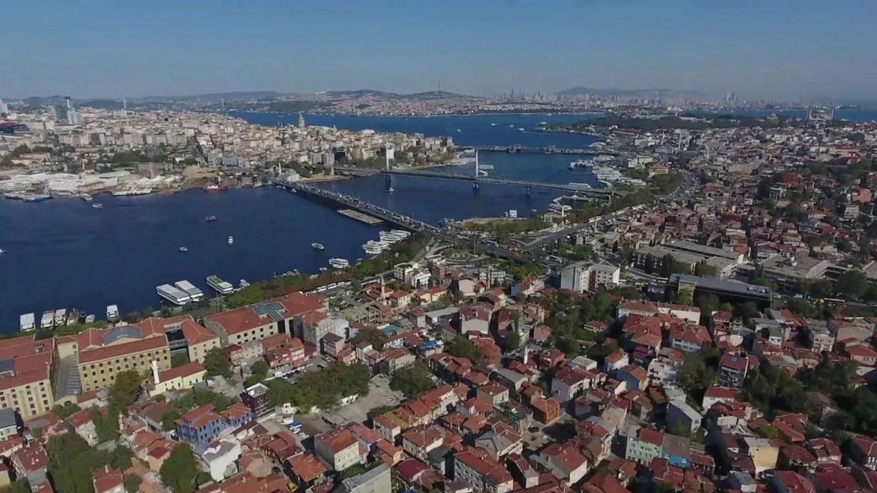 İstanbul'un en yaşlı binalarının olduğu ilçeler açıklandı! İlk 2'de o ilçeler var 13