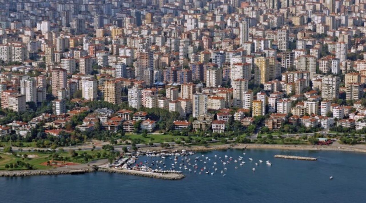 İstanbul'un en yaşlı binalarının olduğu ilçeler açıklandı! İlk 2'de o ilçeler var 5