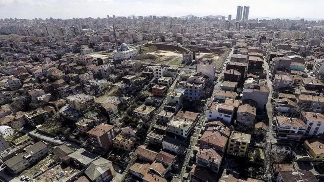 İstanbul'un en yaşlı binalarının olduğu ilçeler açıklandı! İlk 2'de o ilçeler var 9