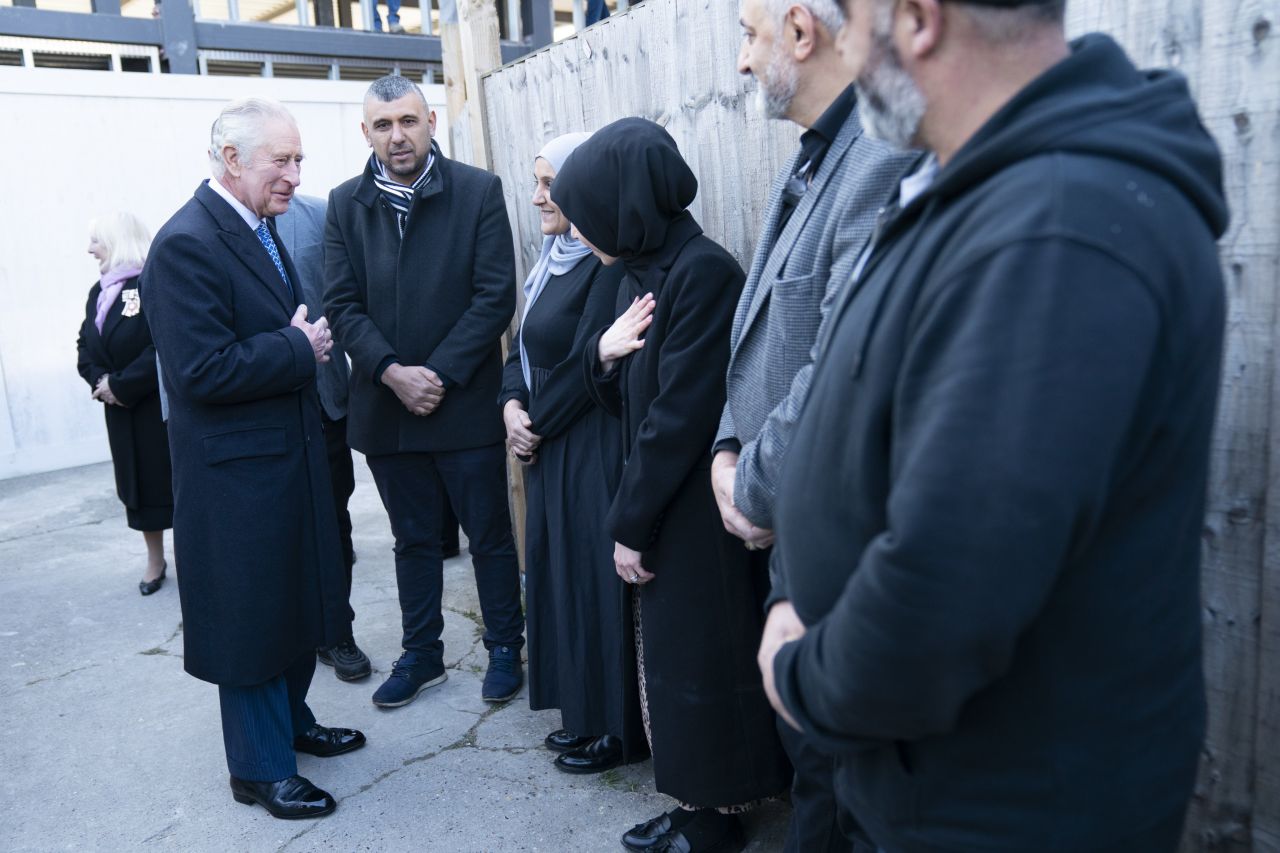 İngiltere Kralı 3. Charles'tan İngiltere’deki Türklere destek ziyareti 1