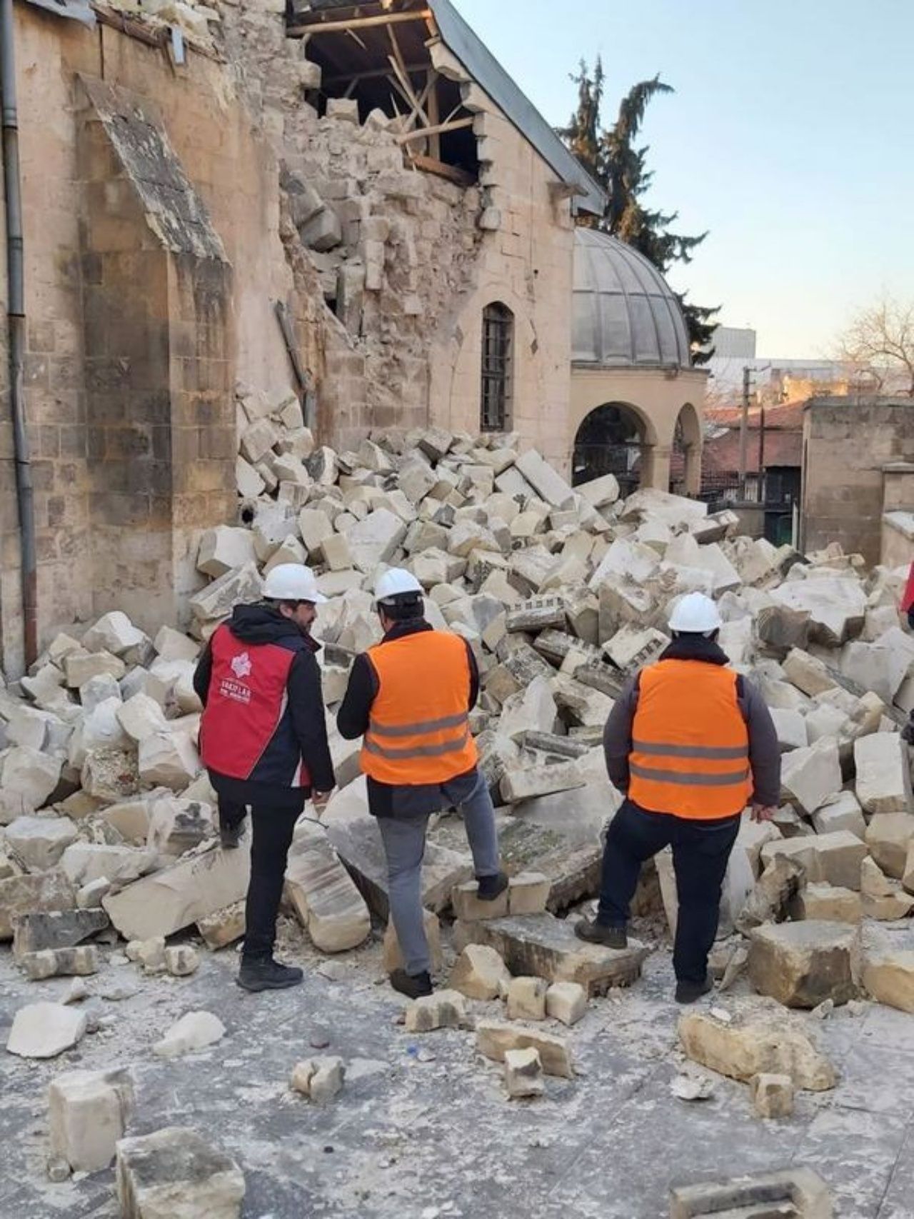 Bakan Ersoy duyurdu! Depremden etkilen illerdeki kültürel miras koruma altına alındı 4