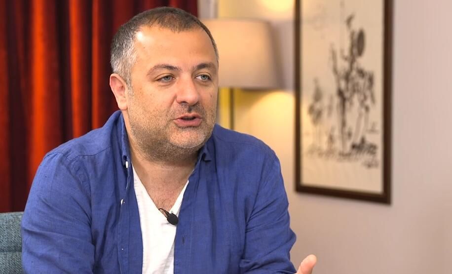 Spiker, sunucu, yorumcu...! İşte ekran yüzlerinin tuttuğu takımlar... 14