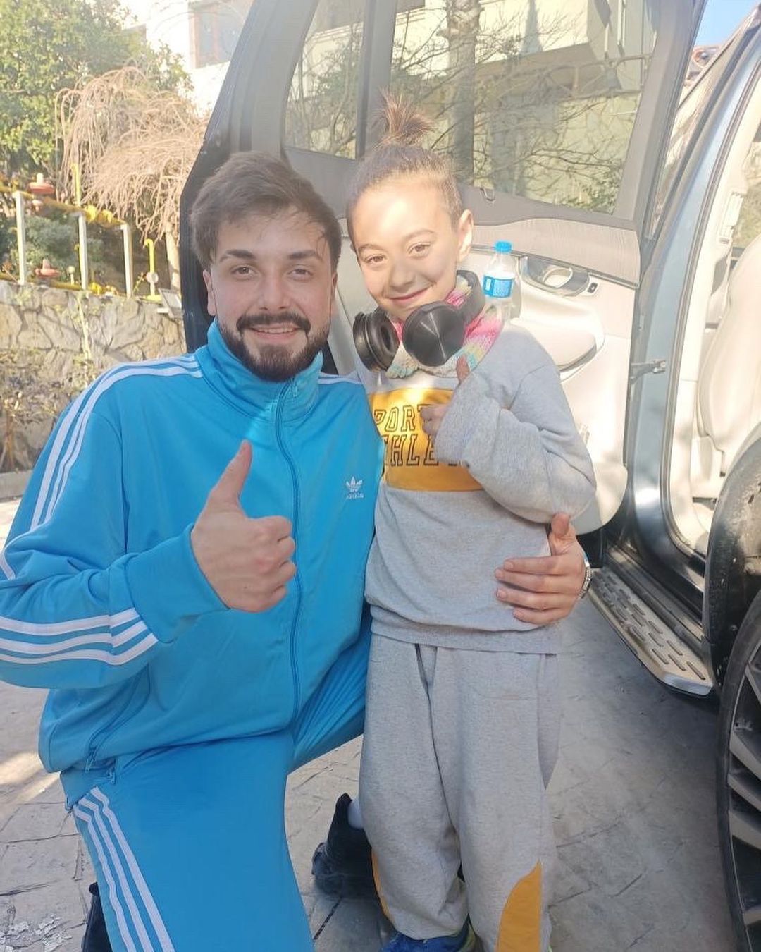 İki şarkıcıdan yürekleri ısıtan hareket! Aleyna Tilki ve Sefo, Hatay'da depremzede çocuklarla buluştu 5