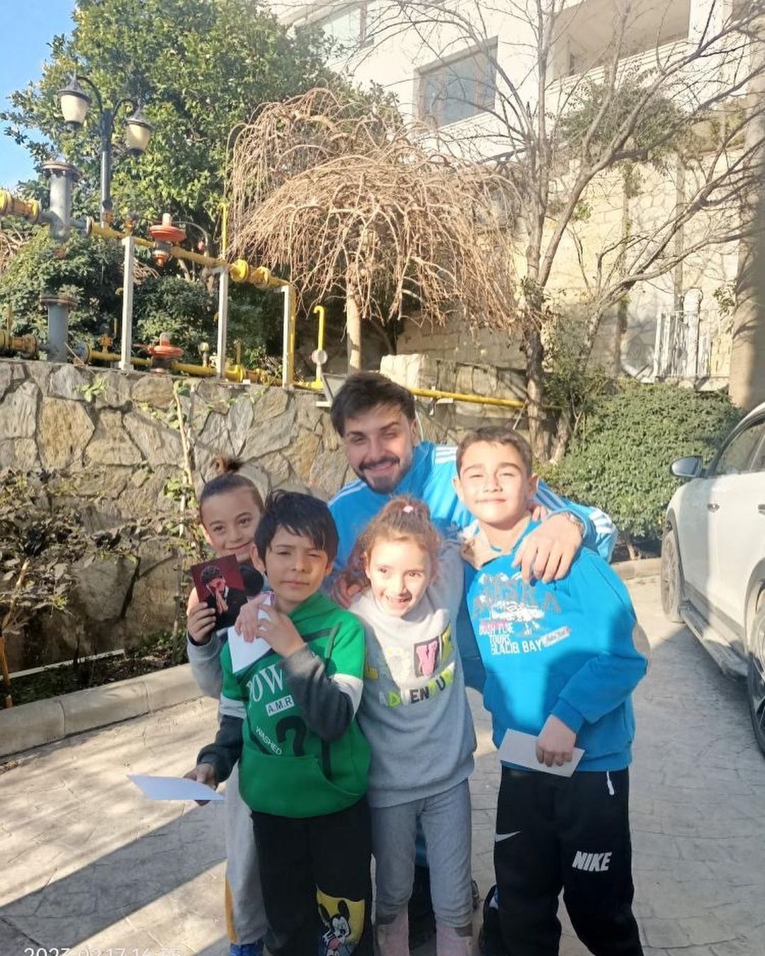 İki şarkıcıdan yürekleri ısıtan hareket! Aleyna Tilki ve Sefo, Hatay'da depremzede çocuklarla buluştu 7