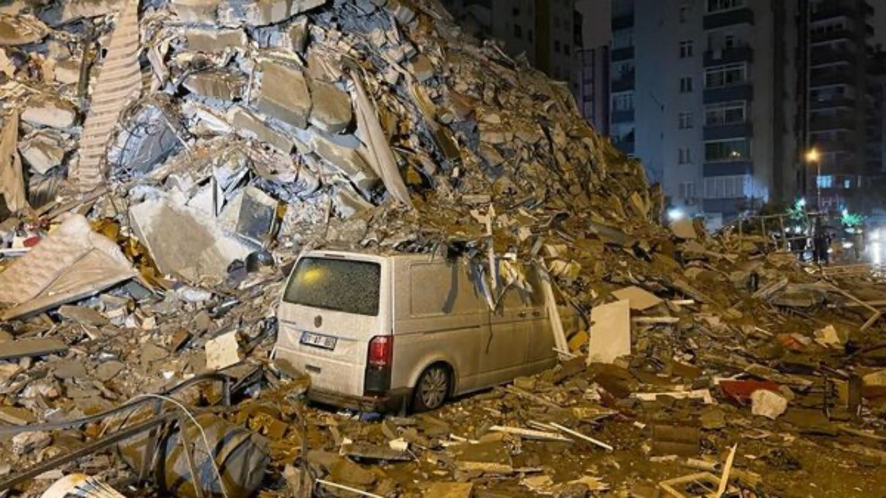 AFAD, "Depremzedelere Barınma Desteği" ile ilgili merak edilen soruları yanıtladı! İşte 15 soru, 15 cevapla barınma yardımı detayları 13