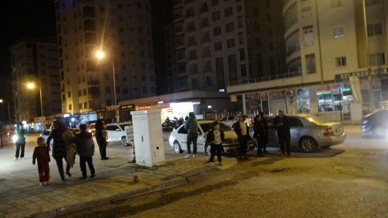 Hatay’daki depremin ardından bölgeden ilk kareler! 32