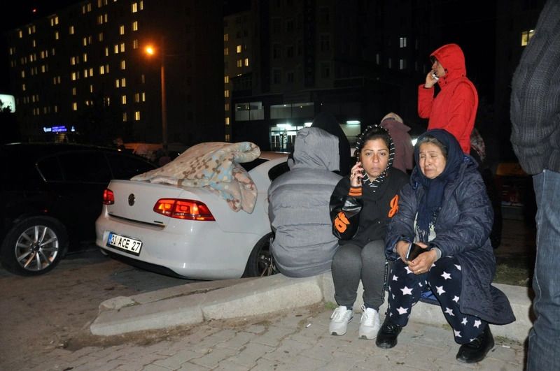 Hatay’daki depremin ardından bölgeden ilk kareler! 18